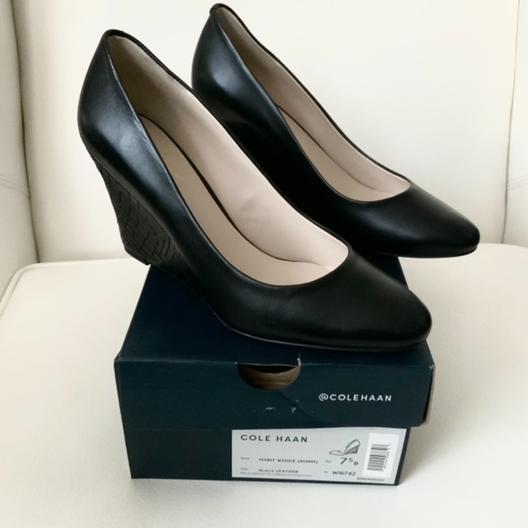 Cole Haan Marit Geo Wedge Heel Pump Black Leather - Picture 11 of 16